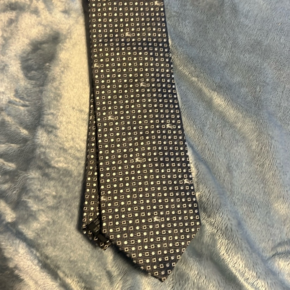 Burberry neck tie